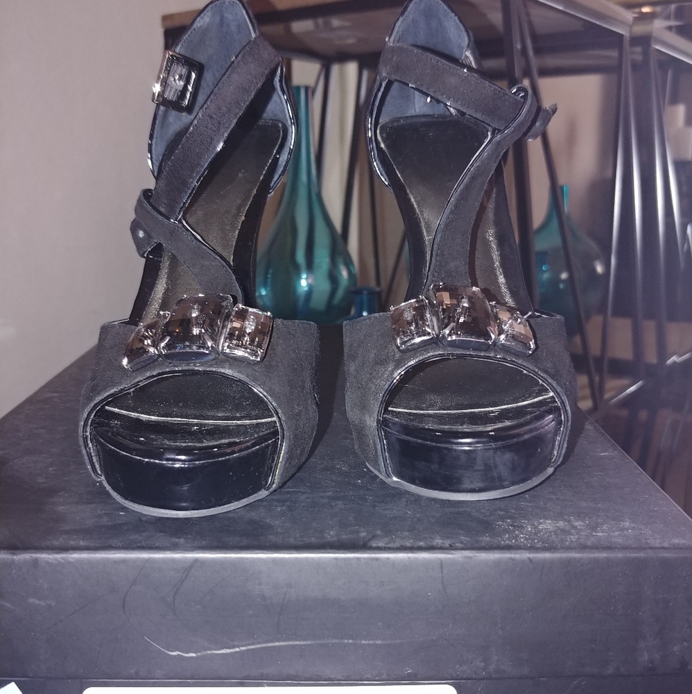 Inc company heels size 5
